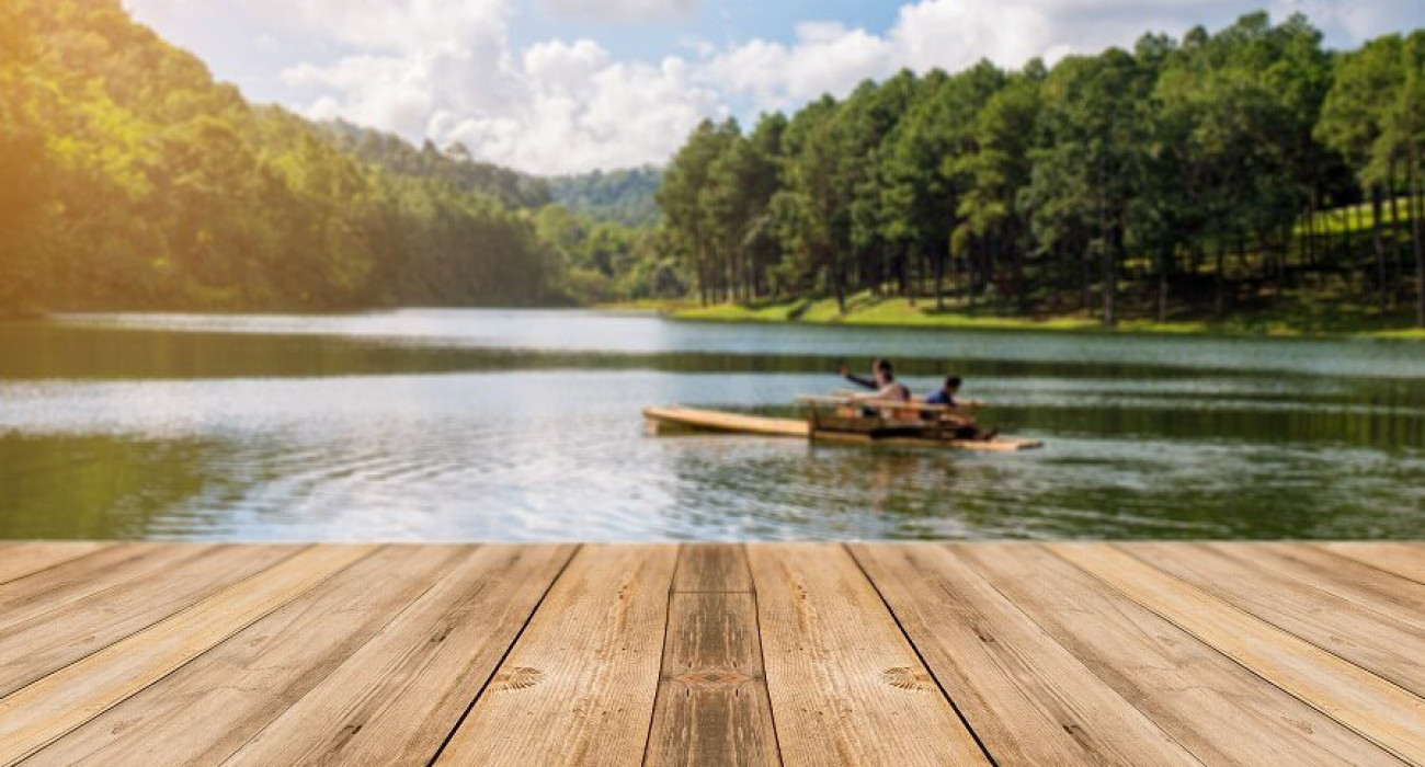 wooden-boards-with-lake-with-boat (1) lake with boat
